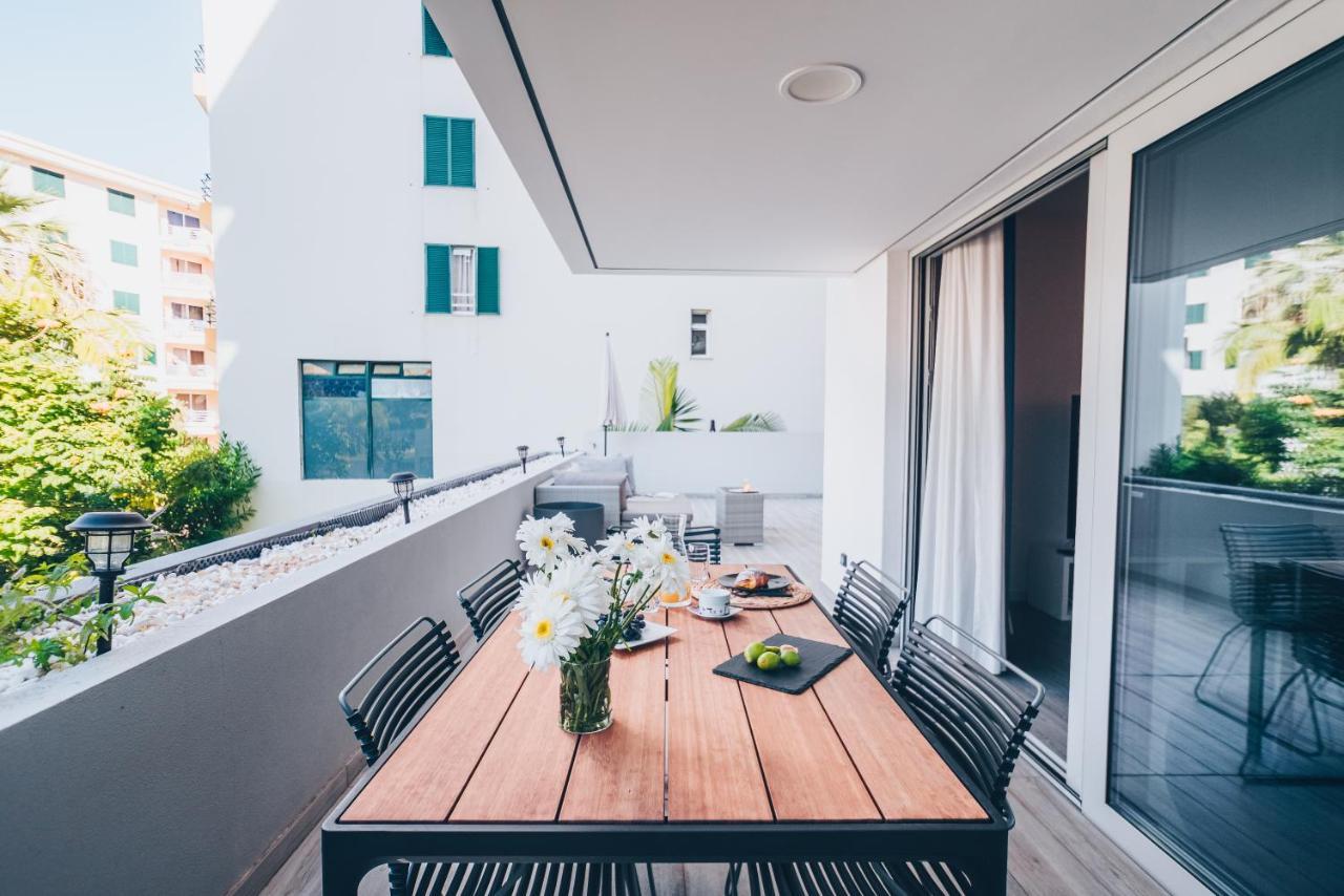 Elephant 2Br Apartment With Terrace, Side Sea View And Pool Access Funchal  Eksteriør bilde