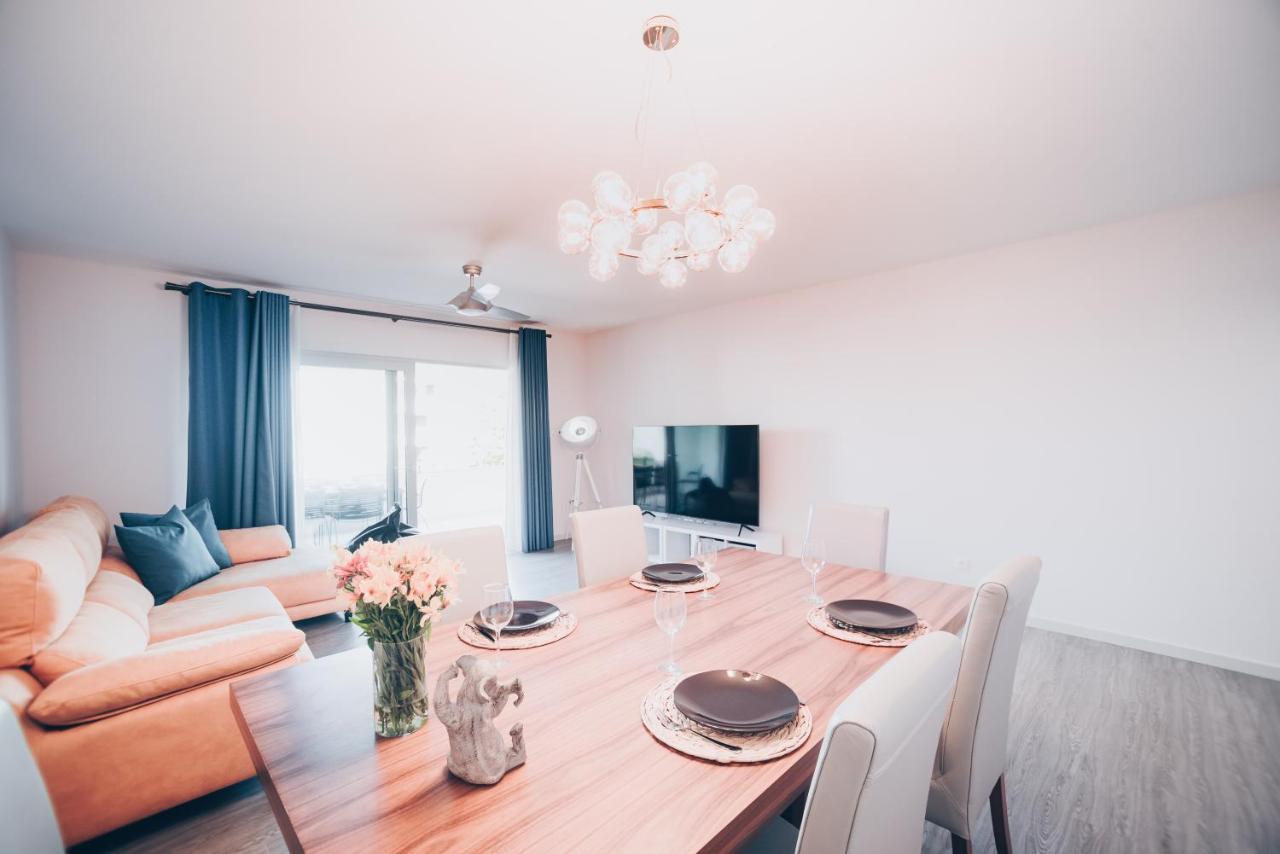 Elephant 2Br Apartment With Terrace, Side Sea View And Pool Access Funchal  Eksteriør bilde