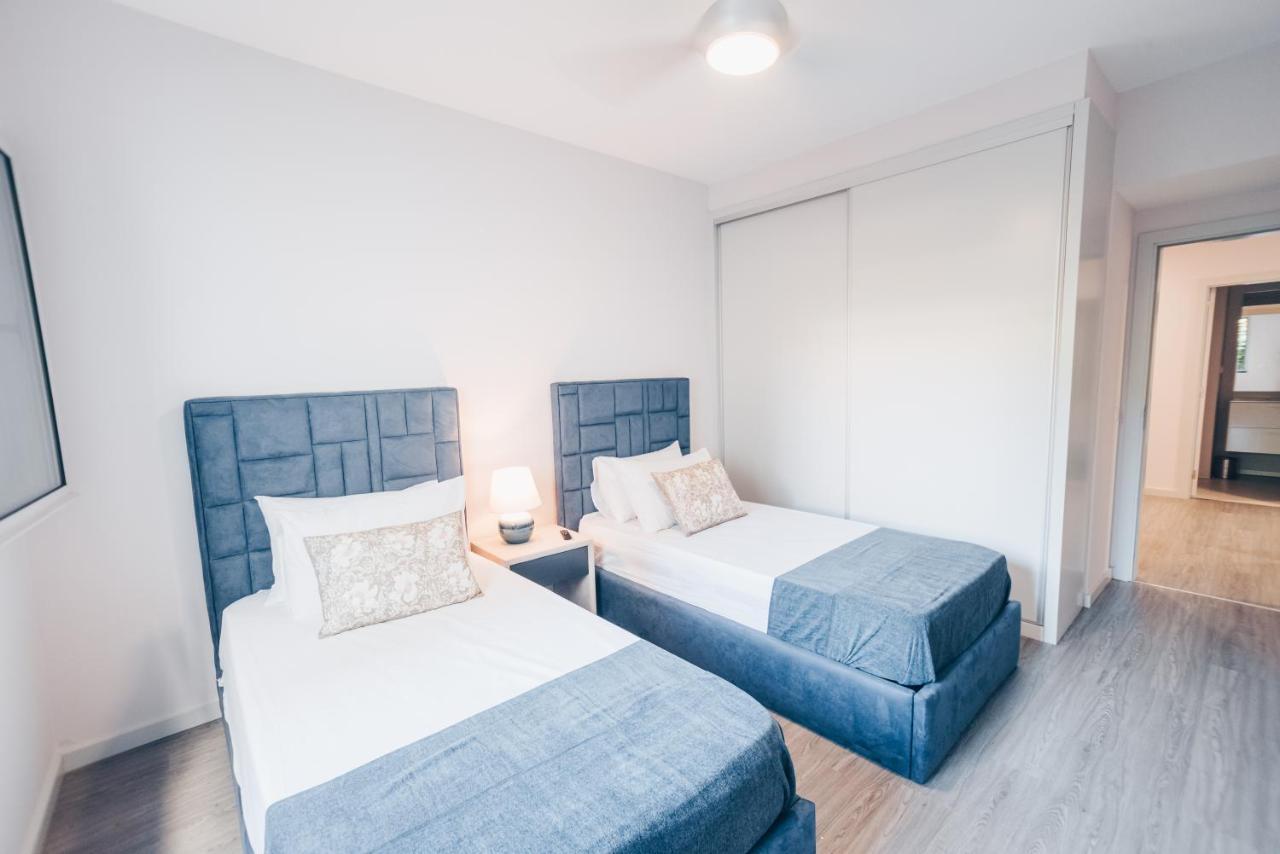Elephant 2Br Apartment With Terrace, Side Sea View And Pool Access Funchal  Eksteriør bilde