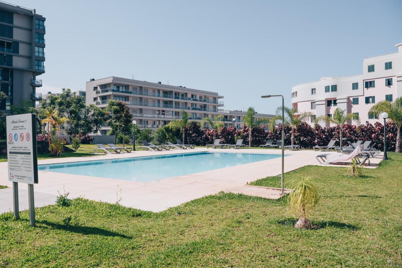Elephant 2Br Apartment With Terrace, Side Sea View And Pool Access Funchal  Eksteriør bilde